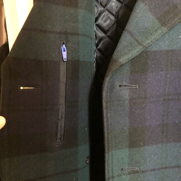 Coat - Picture 3 of 9